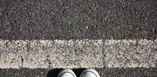 Farmus: (Nie) siedząc okrakiem na płocie