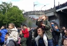 Pacyfizm jest Polakom obcy. Jak co roku entuzjazm na widok śmiercionośnej broni