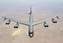 B-52 lecą na Bliski Wschód
