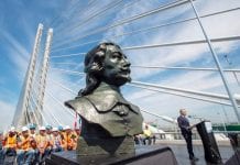 Nowy most Champlaina w Montrealu otwarty!