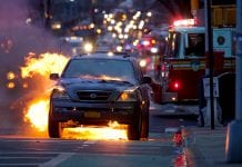 Moto-Goniec: Z ogniem nie ma żartów