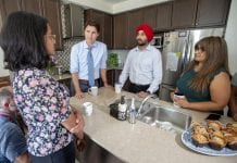 Czy Trudeau wyjdzie z twarzą? Kampania trwa w Brampton