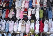 Wchodzą w życie cła ogłoszone przez prezydenta Trumpa