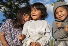 40 000 dol. dla każdego indiańskiego dziecka