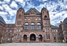 Po pięciomiesięcznych wakacjach rząd Ontario znów bierze się do pracy