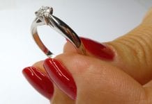 Zdradzona żona żądała za dużo od kochanki męża