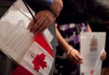 Coraz mniej wniosków o obywatelstwo