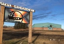 Po samobójstwie 10-latki Indianie Makwa Sahgaiehcan proszą o pomoc rządu