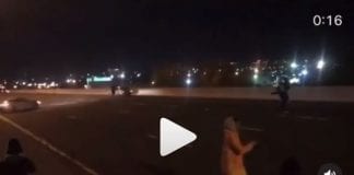 Na własną rękę zablokowali autostradę 409, żeby “palić gumę”