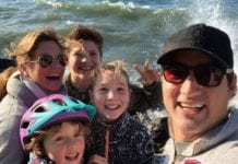 Trudeau lata państwowym odrzutowcem na wakacje, a gdzie troska o środowisko?!