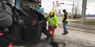 Toronto łata dziury