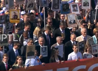 Wzięci w propagandowe szczęki