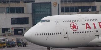 Rząd przywiezie Kanadyjczyków ze strefy epidemii?