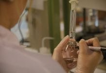 Kilkadziesiąt dzieci lekarza efektem “in vitro”