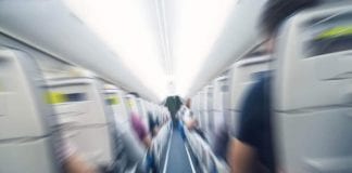 Kumor: Czy leci z nami pilot?