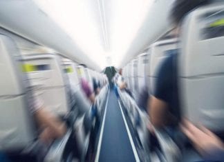 Kumor: Czy leci z nami pilot?