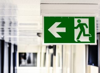 Ligęza: NIE CZEKAJCIE, UCIEKAJCIE?