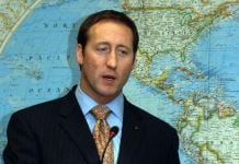 Peter MacKay, chce doprowadzić do wyborów już na jesieni