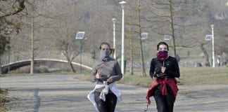 Trzymaj dystans albo płać!