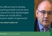 Upadek zdrowego rozsądku: “rasista bez powodu”, dyskryminacja białych dzieci