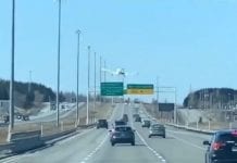 Wylądował na autostradzie i zjechał na pobocze…