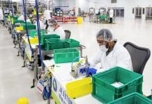 GM Oshawa: Zamiast samochodów maski na twarz