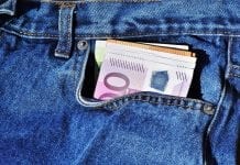 Płaca minimalna w Ontario wzrośnie 1 października o pół dolara