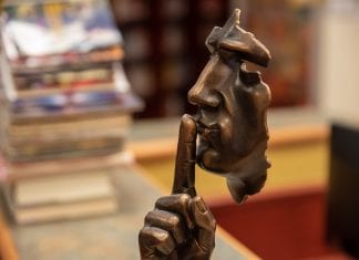 Ligęza: NIEPRZYZWOITOŚĆ