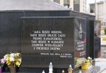 Wystawa poświęcona JPII wraz z możliwością podpisania petycji