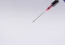 Kraken atakuje, kryj się! Dr Tam apeluje o natychmiastowe wyszczepianie dawką przypominającą