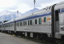 W pociągu tylko zamaskowani