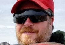 Sprawa mężczyzny, który wjechał z bronią do premiera, odroczona