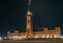 Dyletanci u władzy: Brak wczesnej reakcji Ottawy na Covid-19