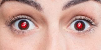 Farmus: Pilnujmy się, aby nie dostać choroby czerwonych oczu