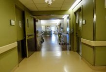 Nowe przypadki Covid-19 w szpitalu Credit Valley w Mississaudze