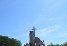 Godzina W na Ont. Kaszubach pod Pomnikiem Szarych Szeregów