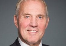 Kwarantanna dla powracających przedłużona do 30 września