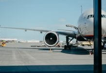 “Logistyka” utrudnia przewóz Ukraińców do Kanady