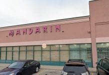 “Mandaryn” otwarty, ale tylko dim sum bez bufetu