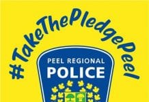 Trzy trupy w condo przy Burnhamthorpe i Confederation Pkwy