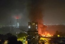 Policja prowadzi intensywne śledztwo w sprawie pożaru New Westminster Pier