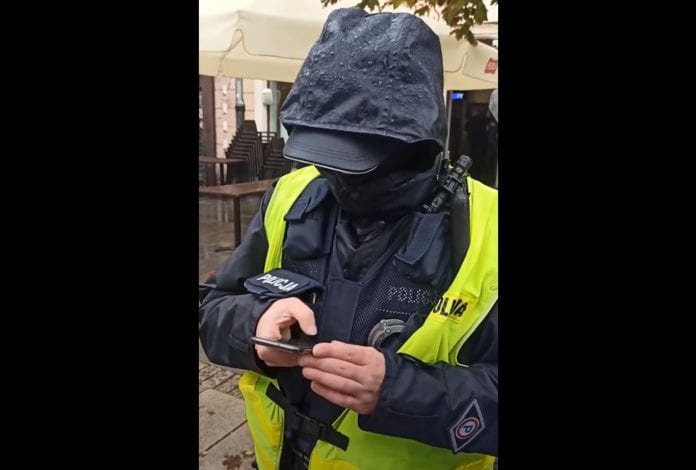 Screenshot 2020-10-18 150359