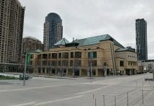 Centralna Biblioteka w Mississaudze imienia Hazel McCallion