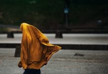 Macron: koniec homeschooling, musimy wychowywać dzieci w duchu sekularyzmu