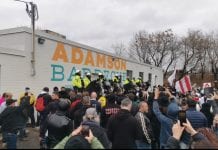 Rachunek na 187 tys. dol. za korzystanie ze swobód obywatelskich