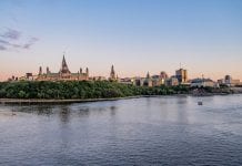 Biuro Trudeau fałszuje oświadczenie prasowe krytykując lidera opozycji O’Toole’a za “rozpowszechnianie dezinformacji”