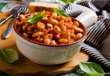 HISTORIA POLSKIEJ KUCHNI, FASOLKA PO BRETOŃSKU Z MENU ARMII GEN. HALLERA – Francja, rok 1918