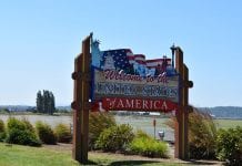 Granica z USA zamknięta na kolejne 30 dni