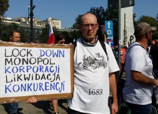 Przedsiębiorcy oskarżają rząd o szkodliwe utrzymywanie lock downu – politykę epidemiczną PiS kształtują de facto rządy innych państw