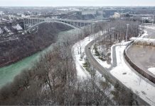 Kanada wprowadza wymóg testu na Covid na granicy lądowej